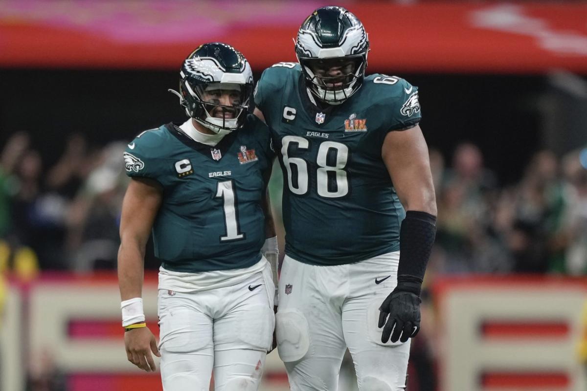 2025-nfl-mock-draft-50-chiefs-take-ol-after-super-bowl-throttling-and-how-do-eagles-add-to-embarrassment-of-riches-yahoo-sports-7128.jpeg