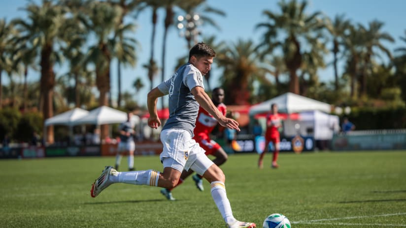 la-galaxy-2025-home-opener-sellout-3089.jpeg