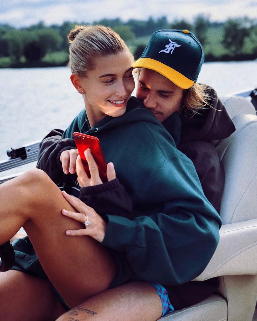 1hailey-bieber-justin-bieber-split-rumors-entertai-0132.jpeg