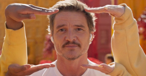 airpods-4-ad-spike-jonze-pedro-pascal-4430.jpeg