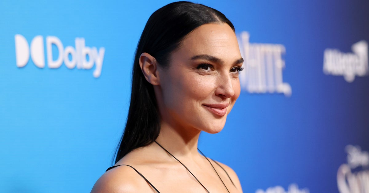 gal-gadot-supports-israel-huffpost-8408.jpeg