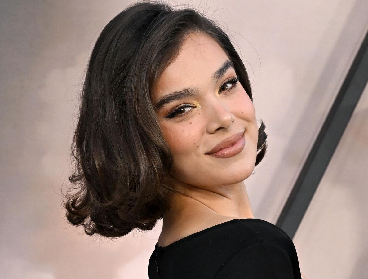 hailee-steinfeld-beauty-diversity-1-7810.jpeg