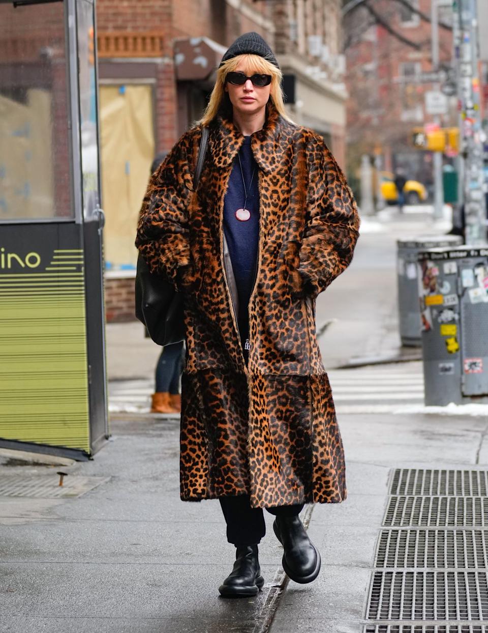 jennifer-lawrence-cooke-maroney-new-york-second-ch-3619.jpeg