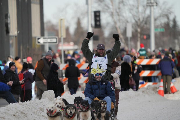 jessie-holmes-iditarod-win-4271.jpeg