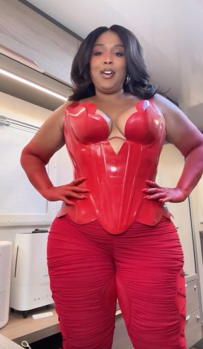 lizzo-weight-loss-bbl-tease-5889.jpeg