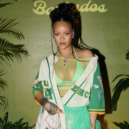 rihanna-gives-birth-glamorous-way-marie-clairejpg-1595.png