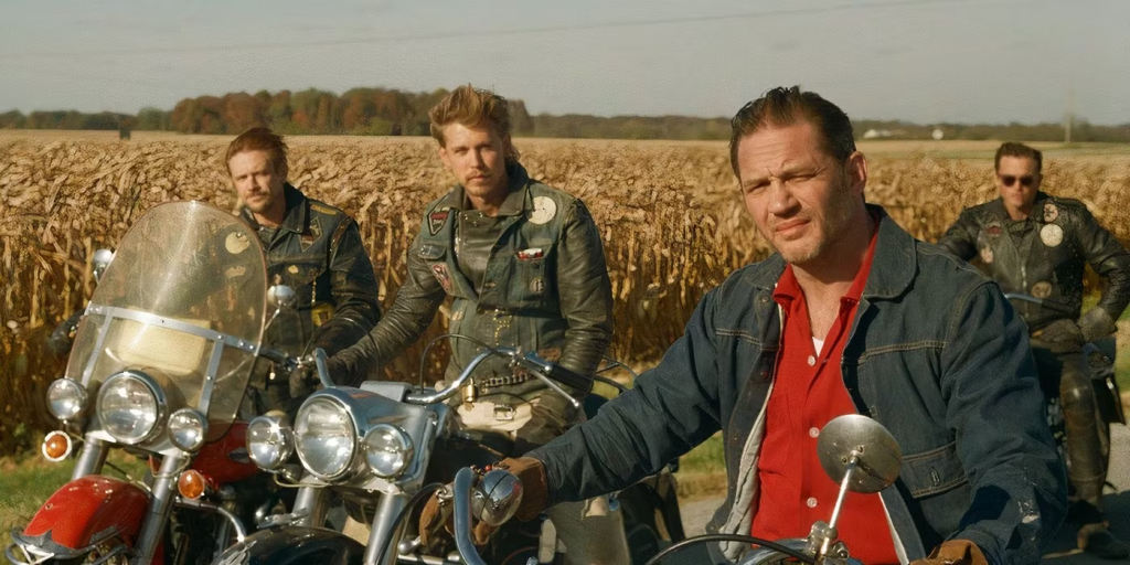 top-gun-jodie-foster-movie-moments-4547.png