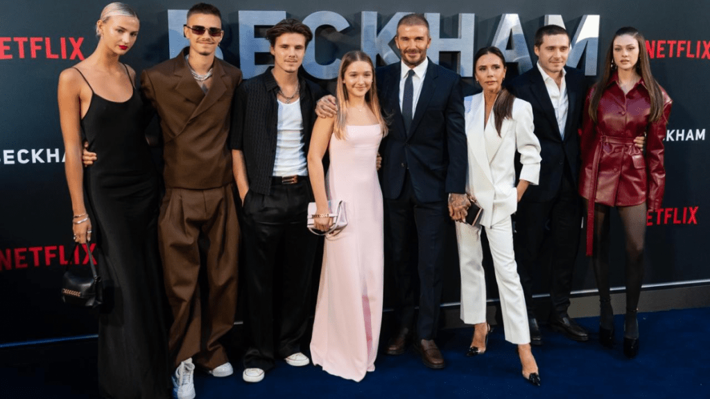 victoria-david-beckham-family-outing-paris-photos-1724.png