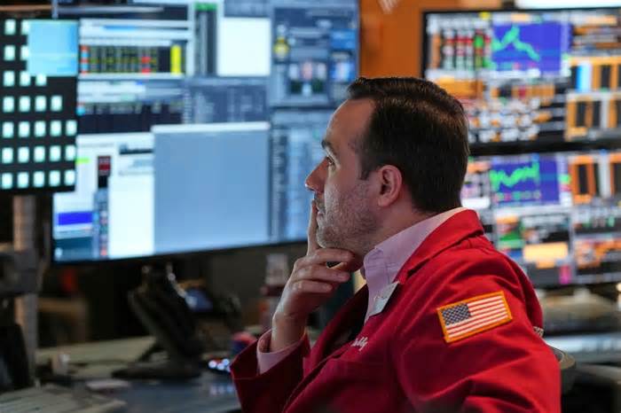 asian-markets-imf-tariffs-risk-1618.jpeg