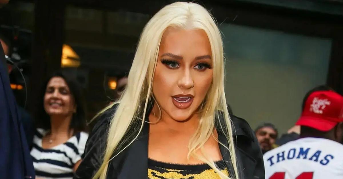christina-aguilera-hot-and-unbothered-lace-dress-7977.jpeg