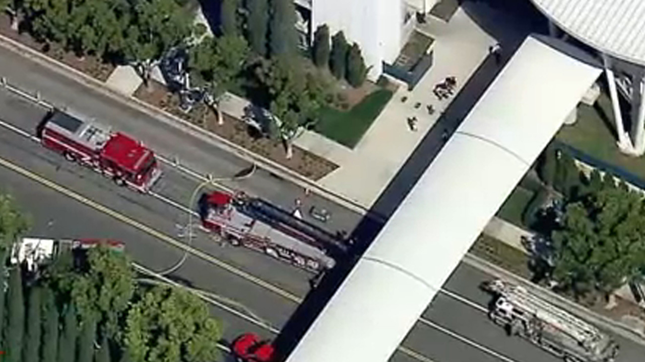 disneyland-parking-fire-vehicles-6957.jpeg