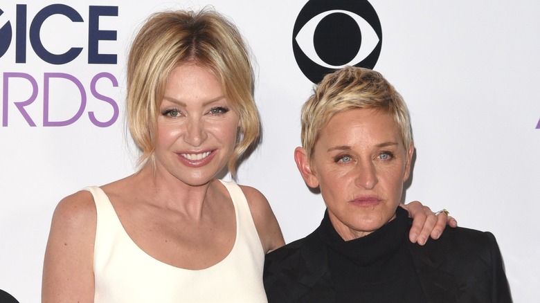 ellen-degeneres-portia-de-rossi-red-flags-0747.jpeg