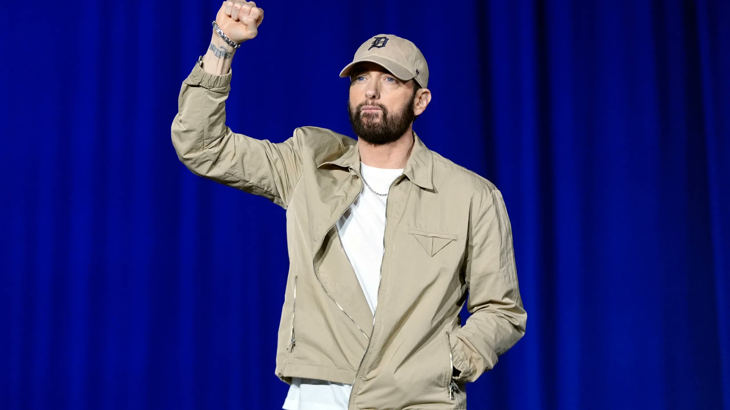 eminem-uk-youtube-chart-1-0948.jpeg