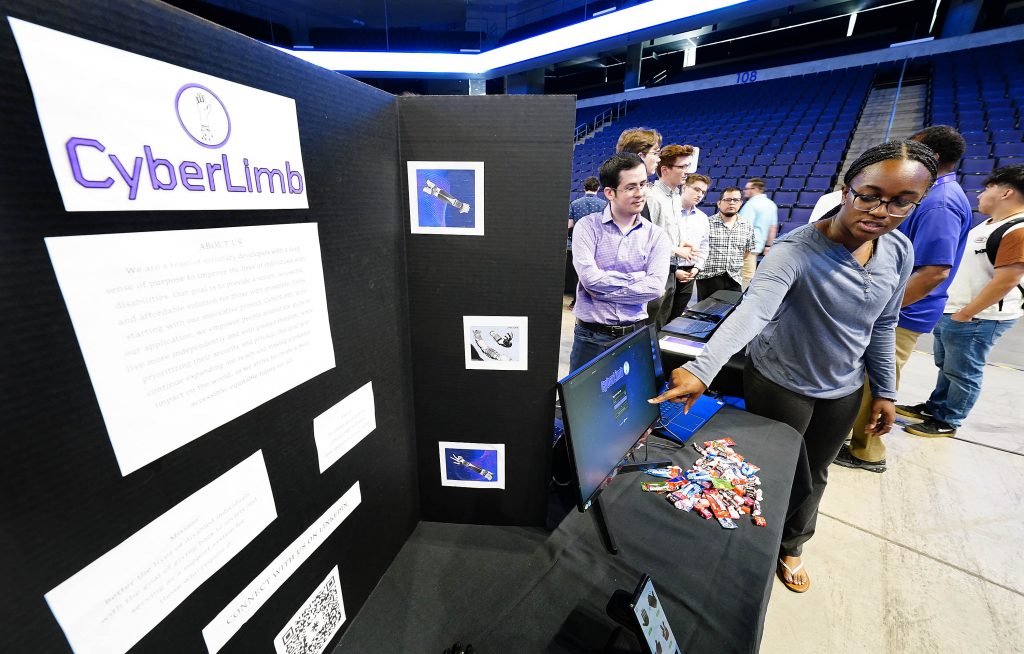 gcu-cet-capstone-showcase-spring2025-7185.jpeg
