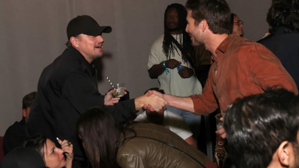 glen-powell-smash-kitchen-launch-party-1992.jpeg
