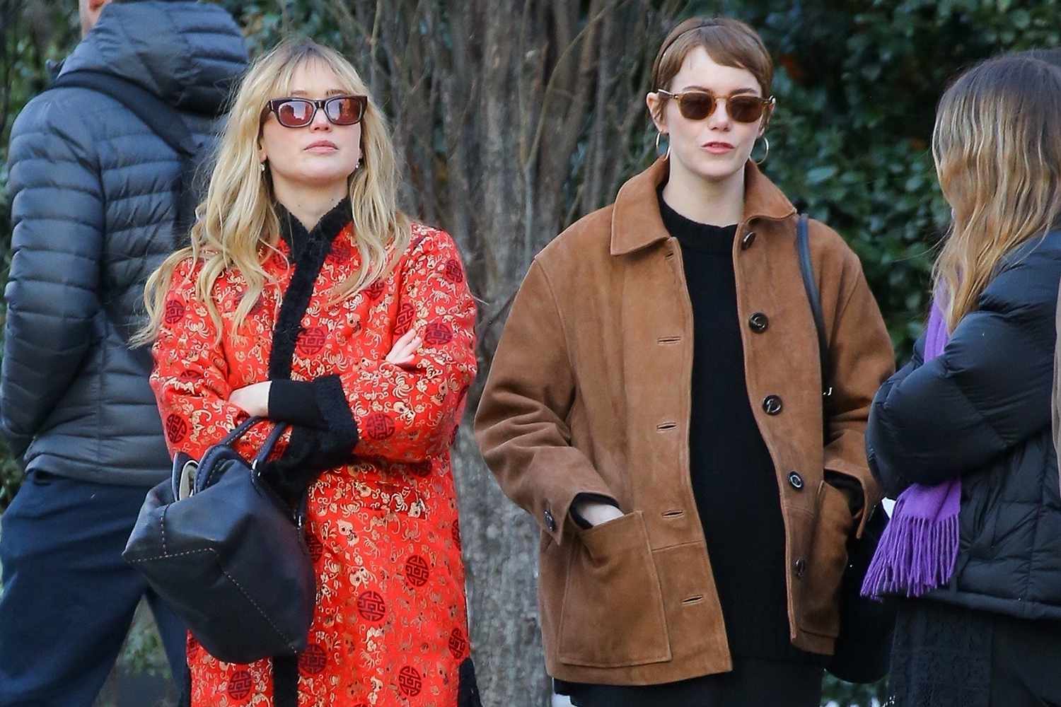 jennifer-lawrence-emma-stone-dinner-photos-new-yor-5684.jpeg