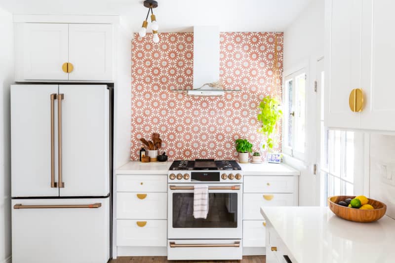 meghan-markle-kitchen-mansion-launch-1-8744.jpeg
