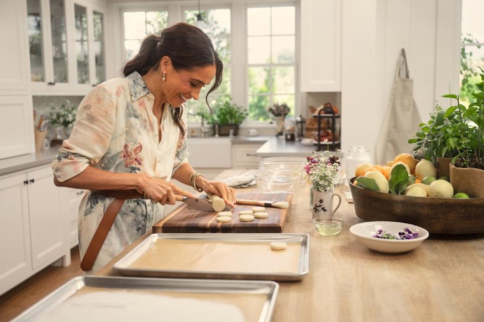 meghan-markle-montecito-cookbook-kitchen-peek-2880.jpeg