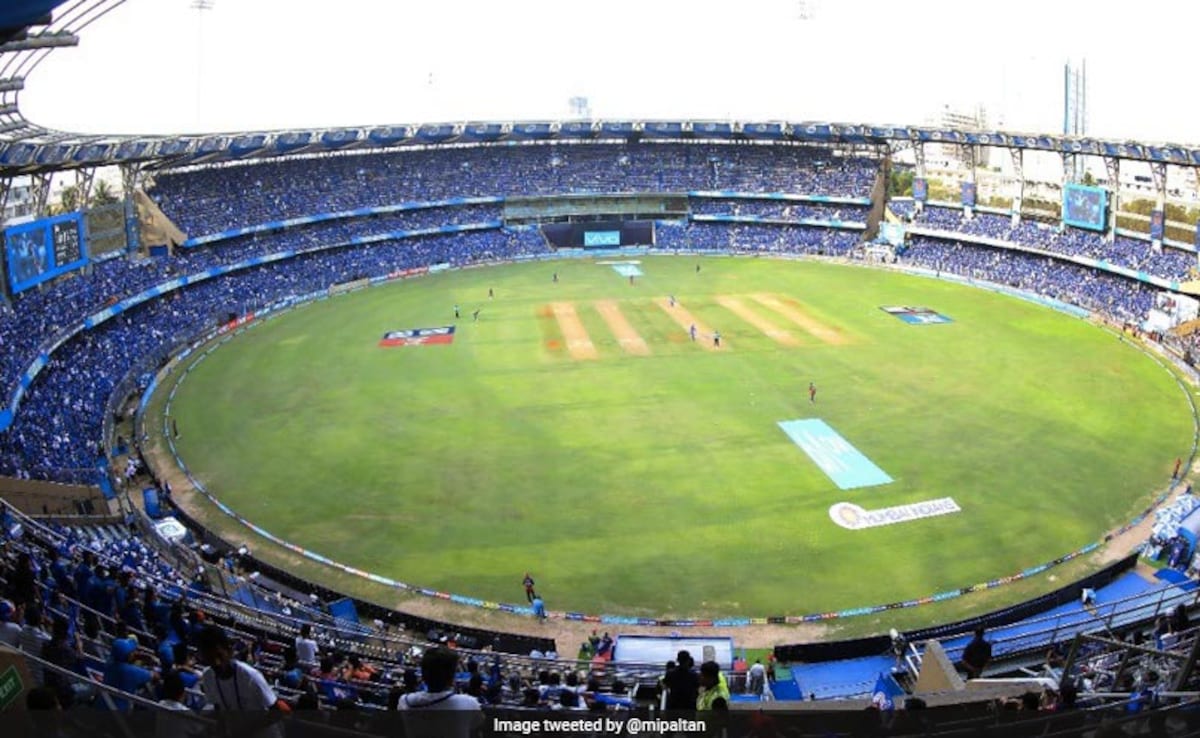 mumbai-court-judge-iphone-stolen-ipl-match-wankhed-8644.jpeg