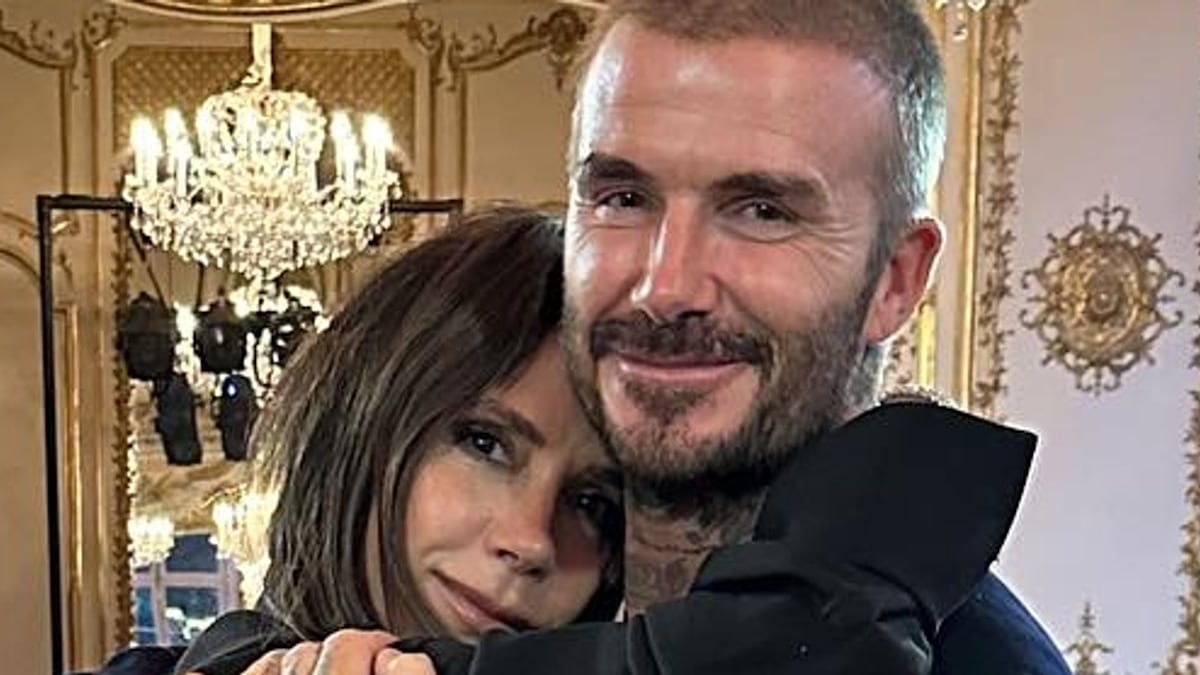 victoria-beckham-football-dress-5470.jpeg