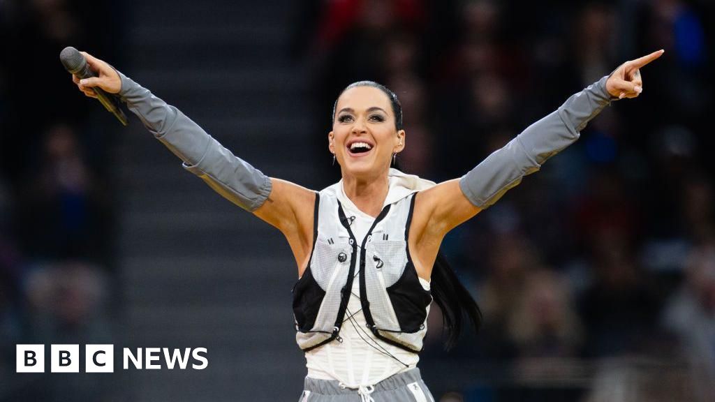 what-katy-perry-going-to-space-newsweek-001-1766.jpeg