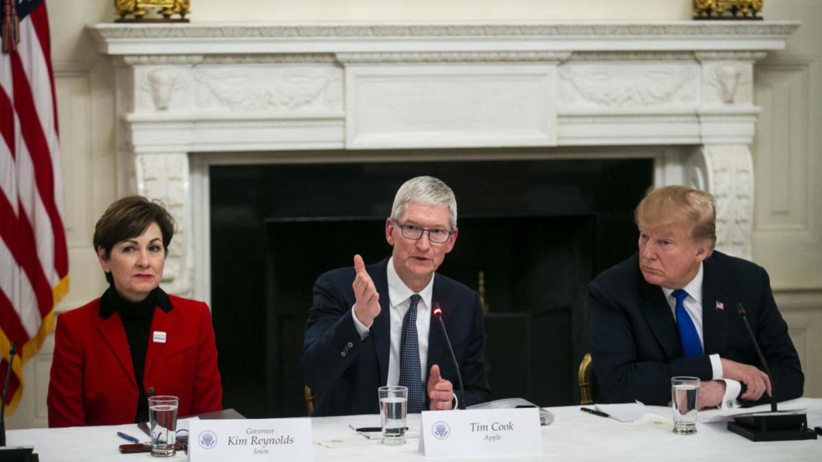 apple-ceo-us-president-controversyjpg-0158.jpeg
