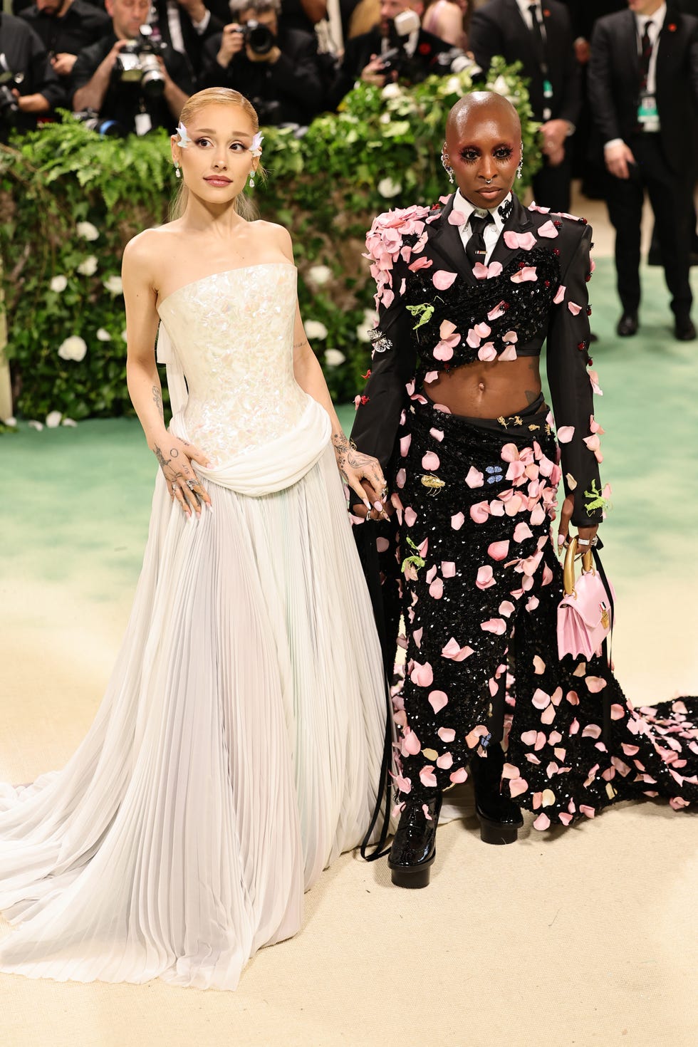 ariana-grande-met-gala-2025-skip-1455.jpeg