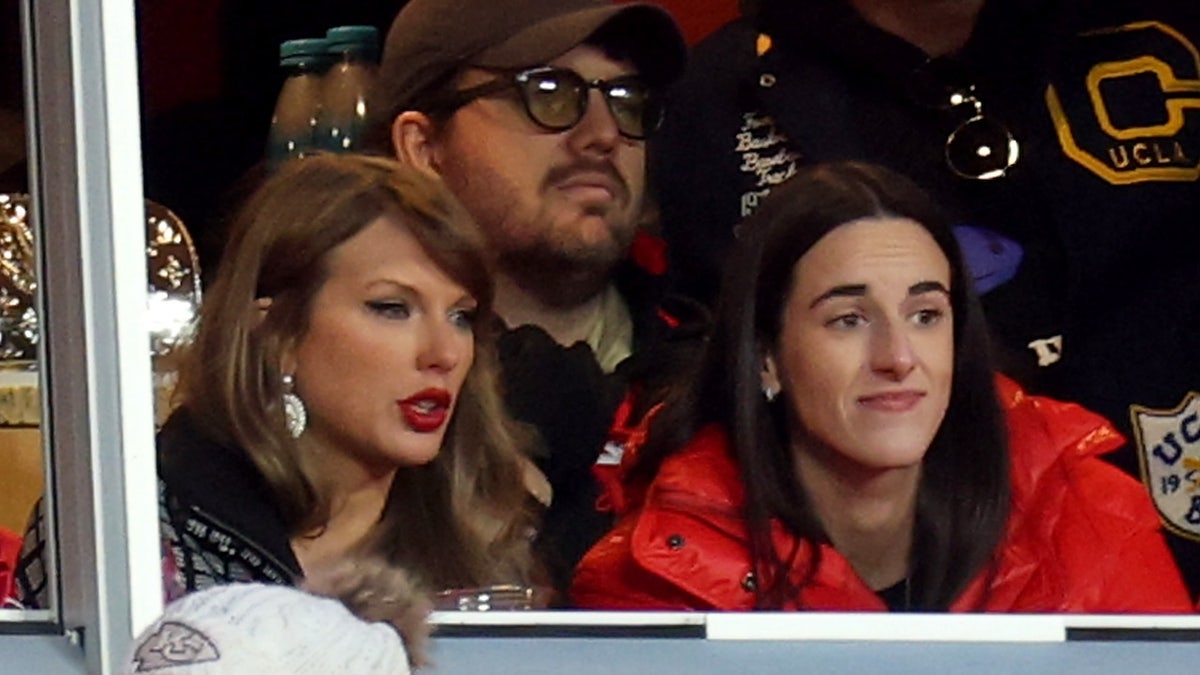 caitlin-clark-taylor-swift-chiefs-playoff-3700.jpeg
