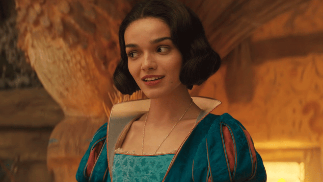 disney-snow-white-official-trailer-9892.png