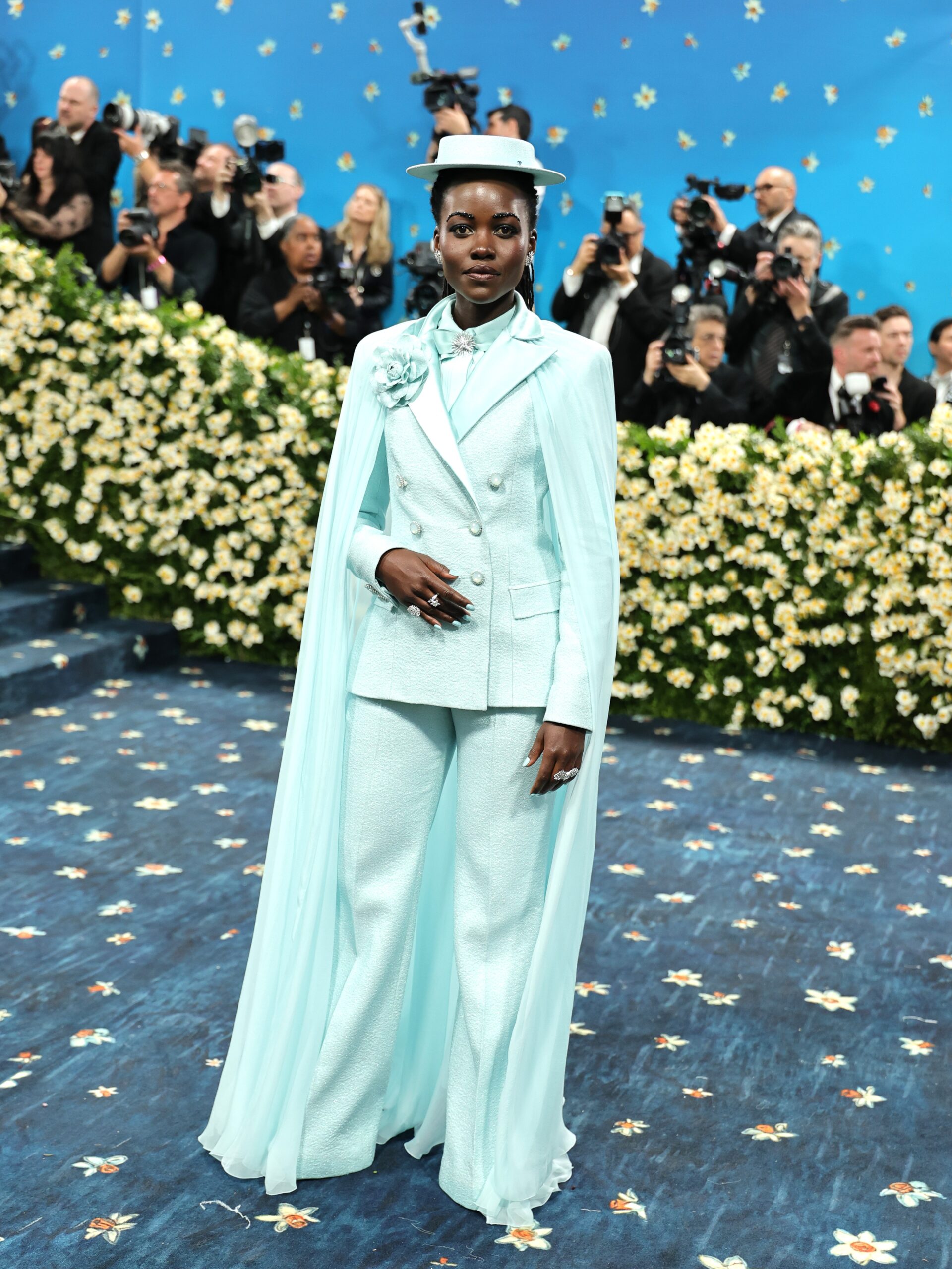 dua-lipa-2025-met-gala-vogue-australia-0145.jpeg