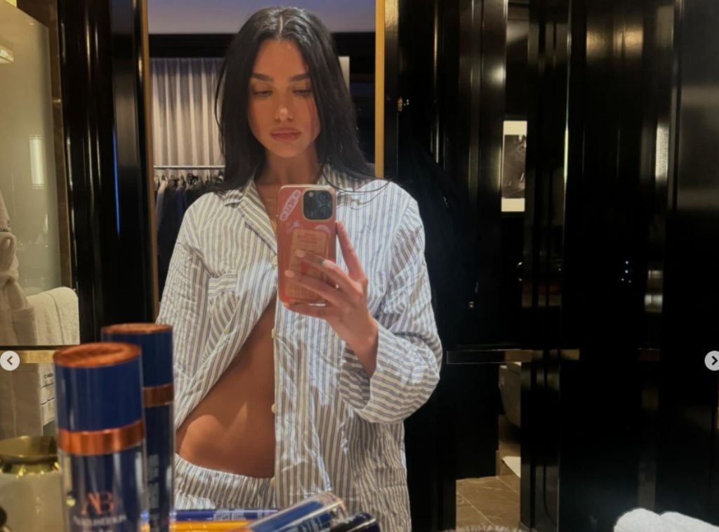 dua-lipa-tour-skincare-essentials-9306.jpeg