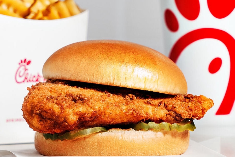georgetown-business-dining-updates-fried-chicken-c-5246.jpeg