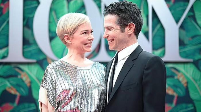 jennifer-lawrence-mother-lost-4987.jpeg