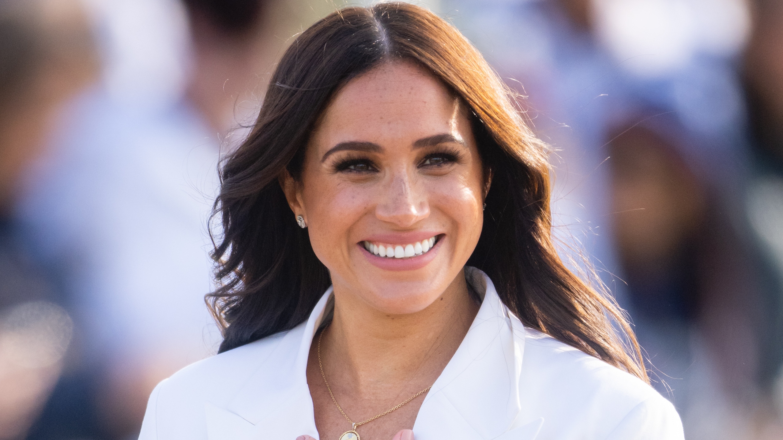 jennifer-lopez-kids-promise-8900.jpeg