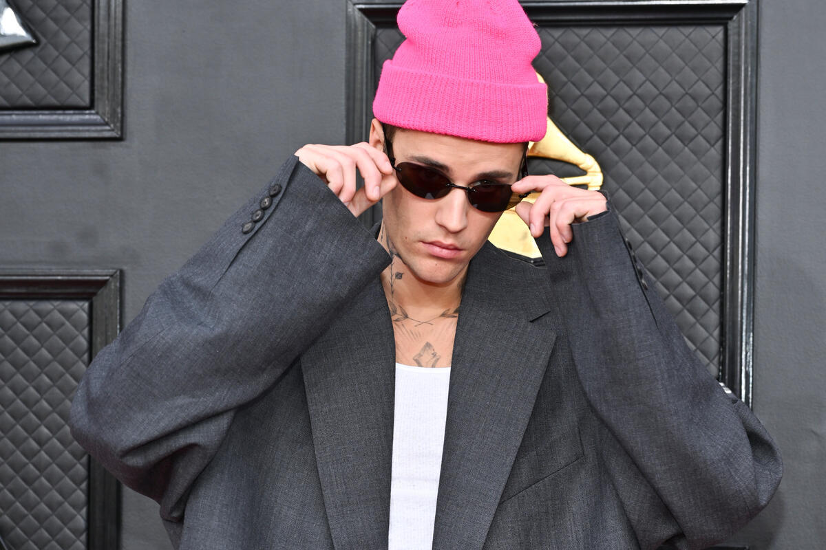 justin-bieber-spiritual-guru-controversy-8320.jpeg