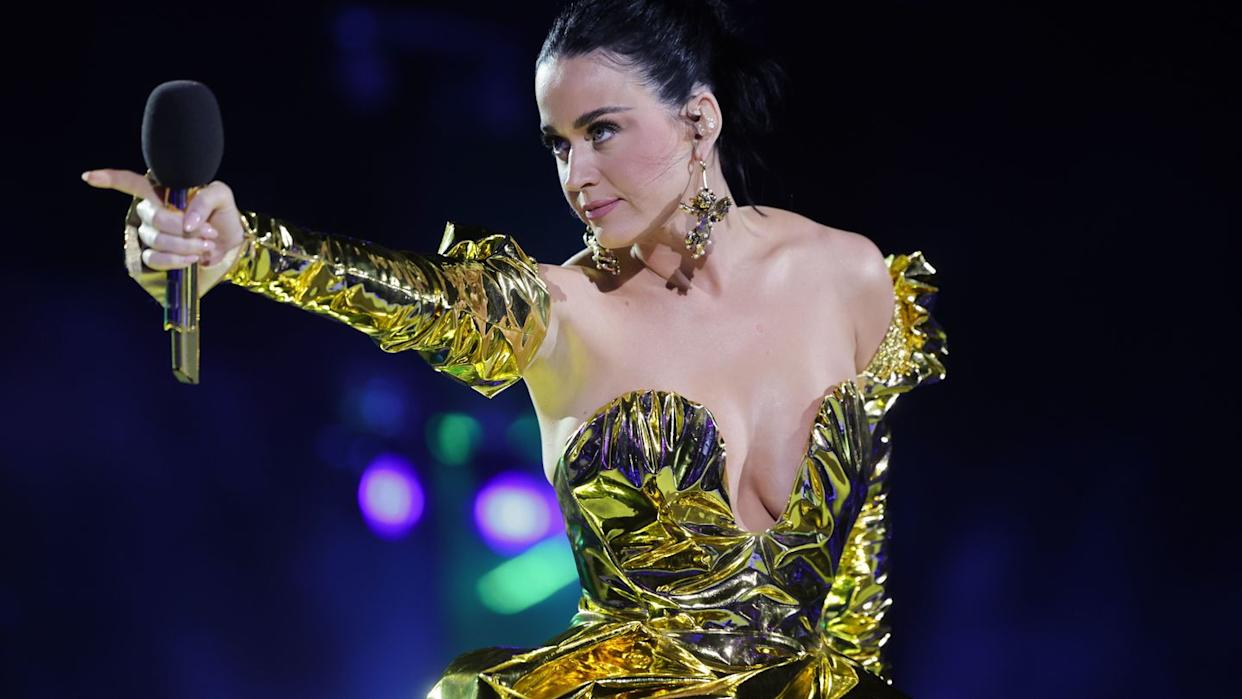 katy-perry-backlash-internet-criticism-2715.jpeg