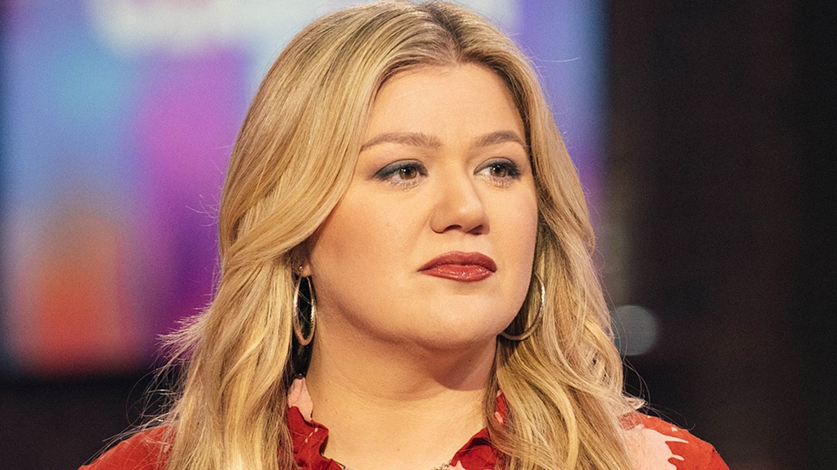 kelly-clarkson-forever-home-nyc-replacement-1148.jpeg