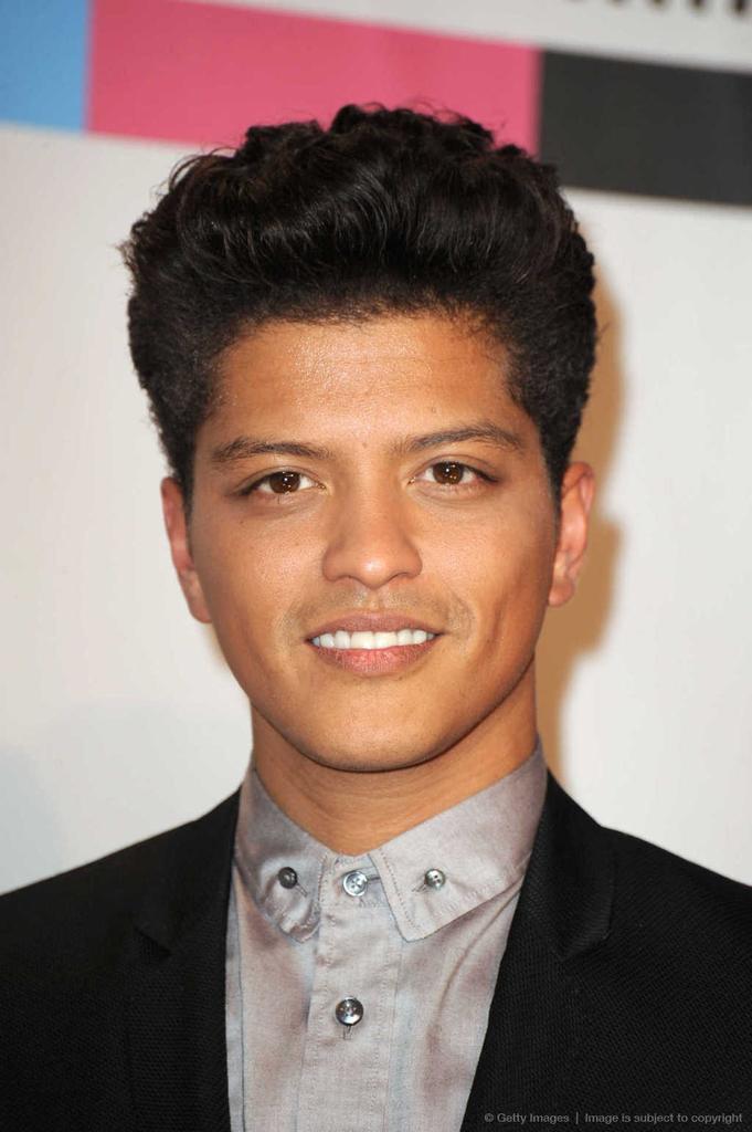 lady-gaga-bruno-mars-die-with-a-smile-1billion-you-4605.jpeg