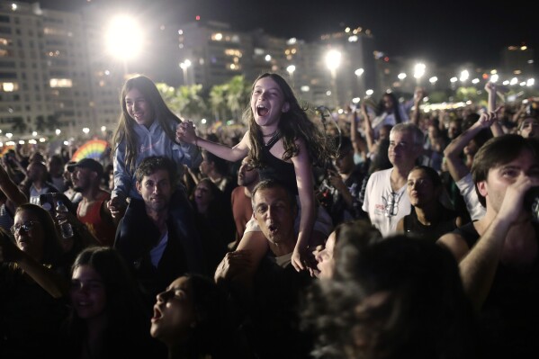 lady-gaga-copacabana-beach-2m-fans-ap-news-imagesj-3283.jpeg