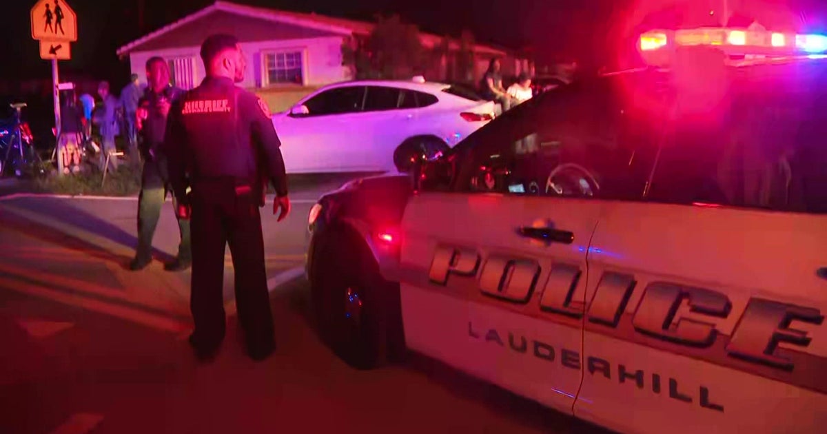 lauderhill-shooting-community-shockjpg-7157.jpeg