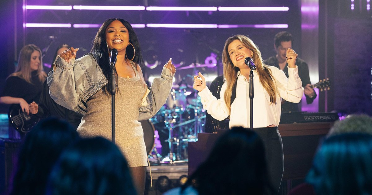 lizzo-kelly-clarkson-weight-loss-duet-photos-1444.jpeg