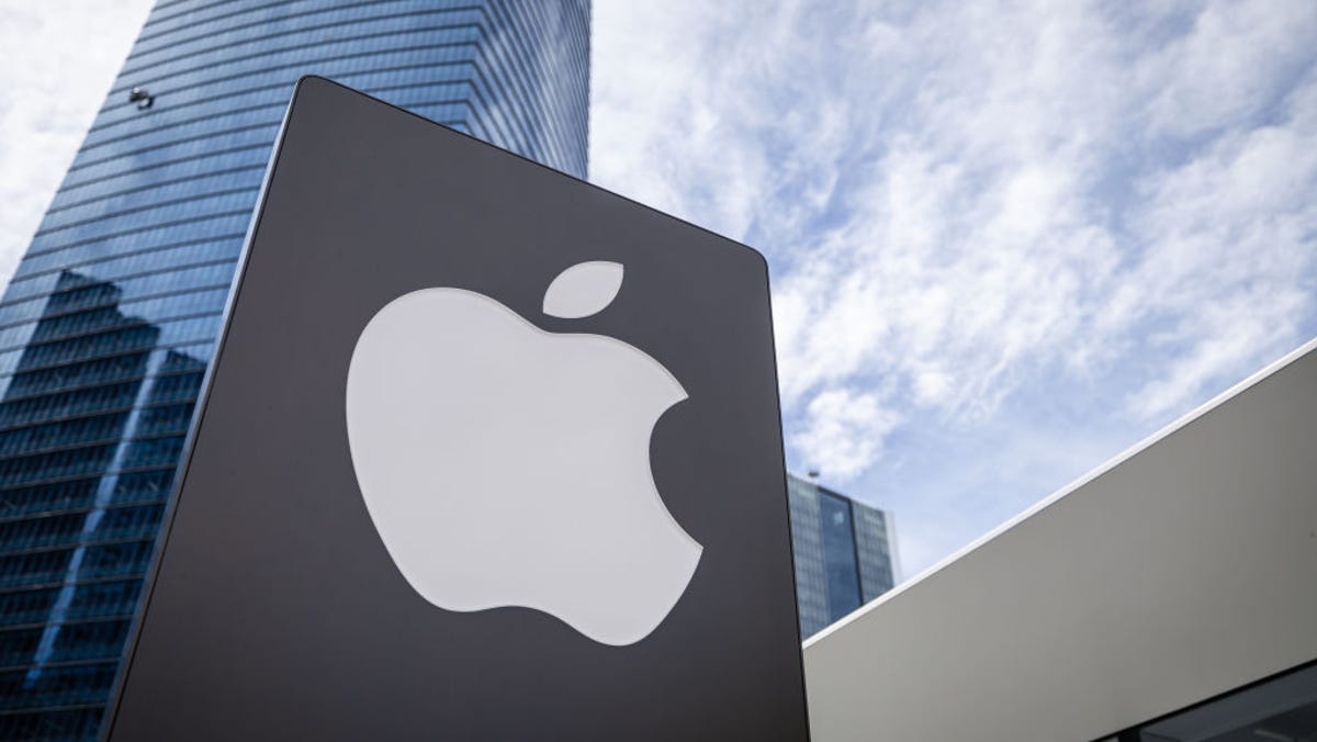 lopez-vs-apple-siri-lawsuit-settlement-0830.jpeg