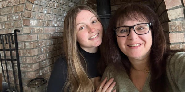 mom-connections-job-search-5746.jpeg
