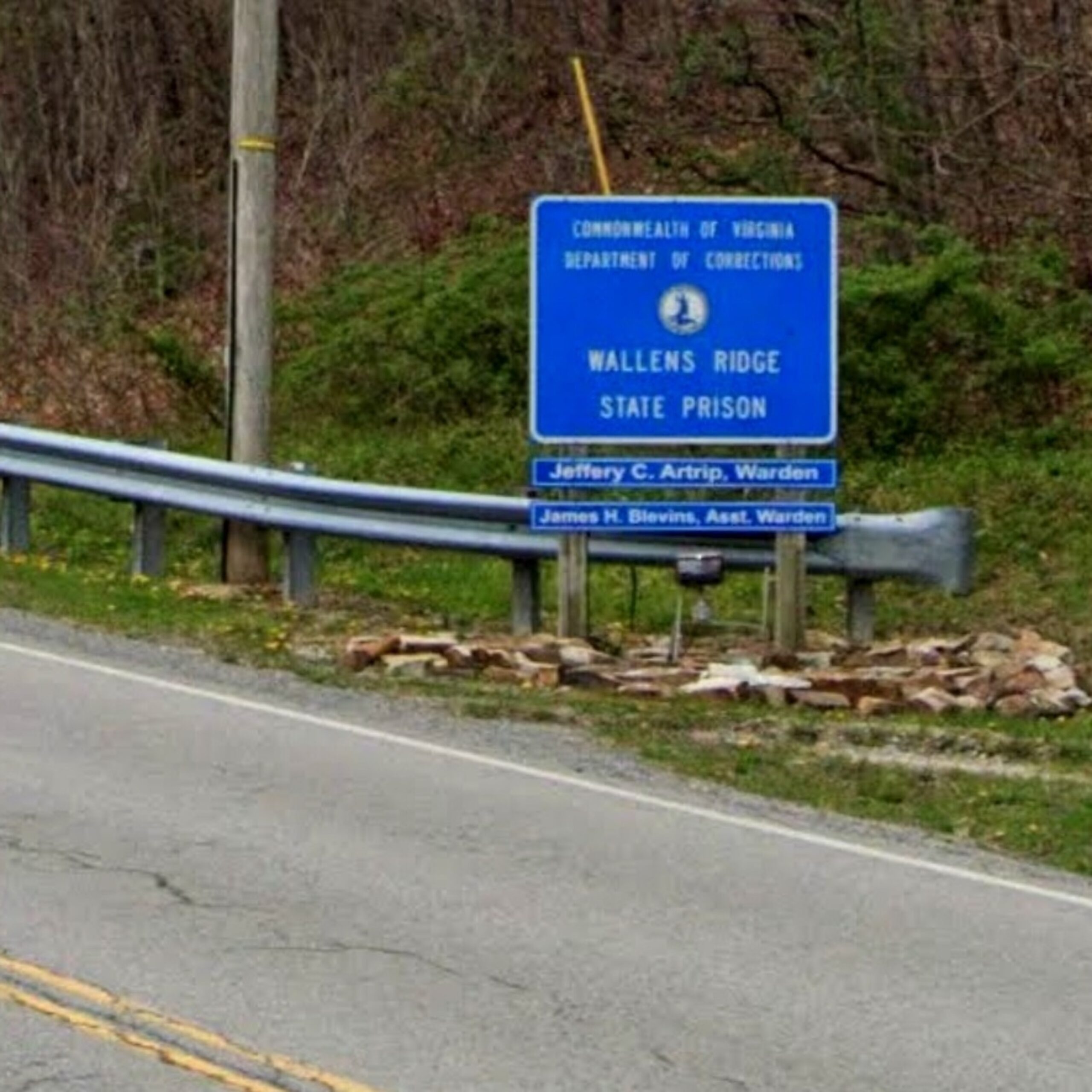 ohio-deputy-fatally-struck-by-man-whose-son-was-sh-5128.jpeg