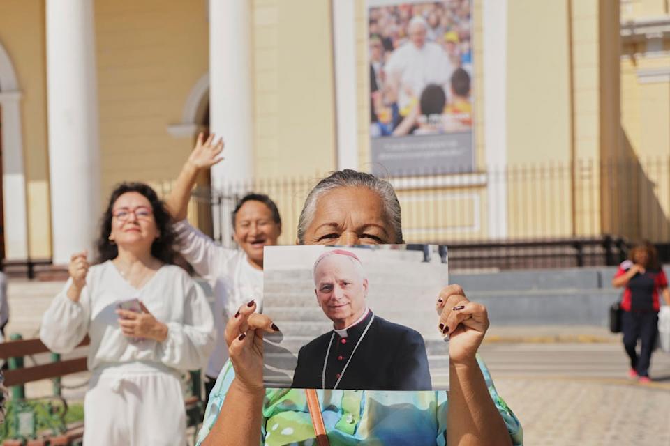 pope-leo-xiv-world-series-viral-2843.jpeg