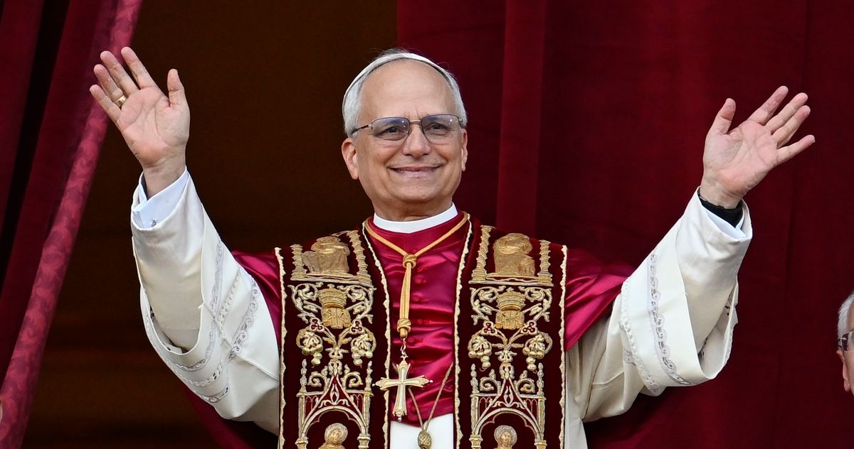pope-on-instagram-the-cut-0909.jpeg