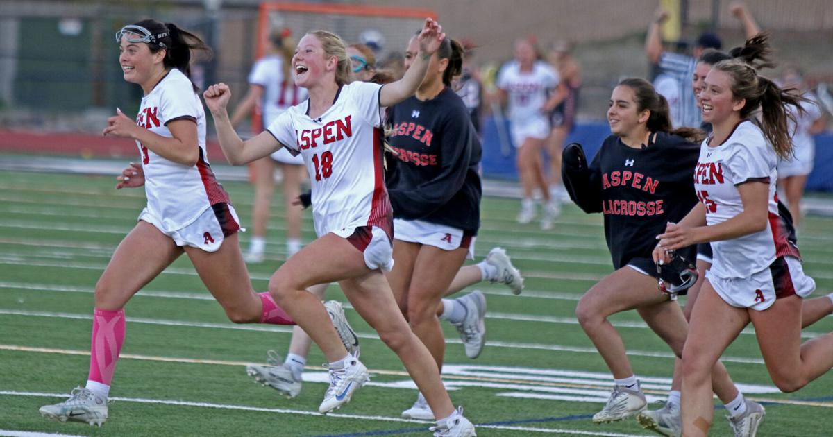 roaring-fork-girls-sports-playoffs-0102.jpeg
