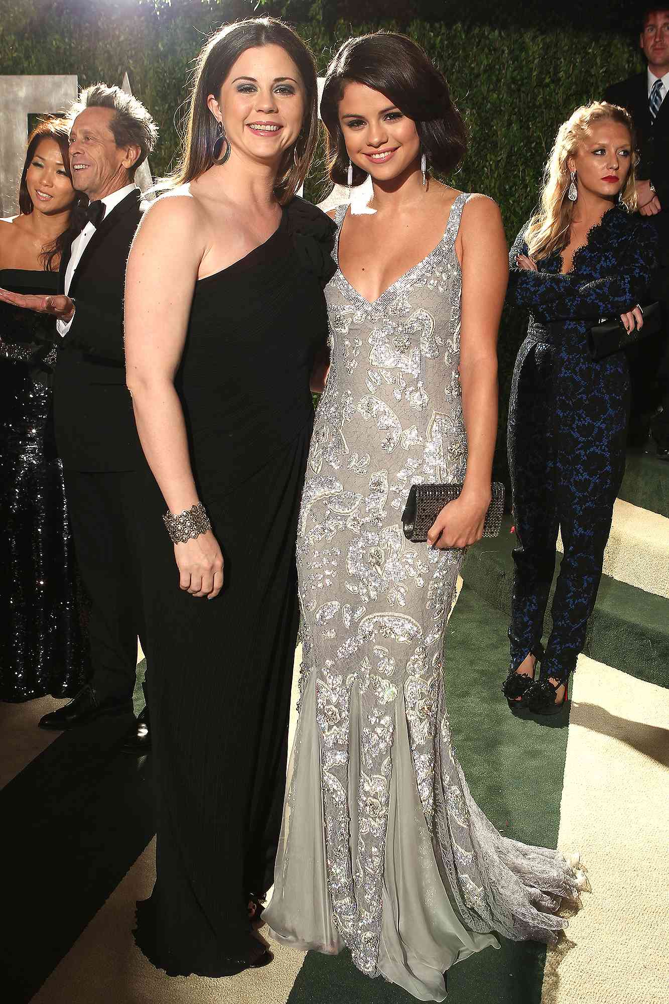 selena-gomez-issues-exclusive-details-image-7284.jpeg