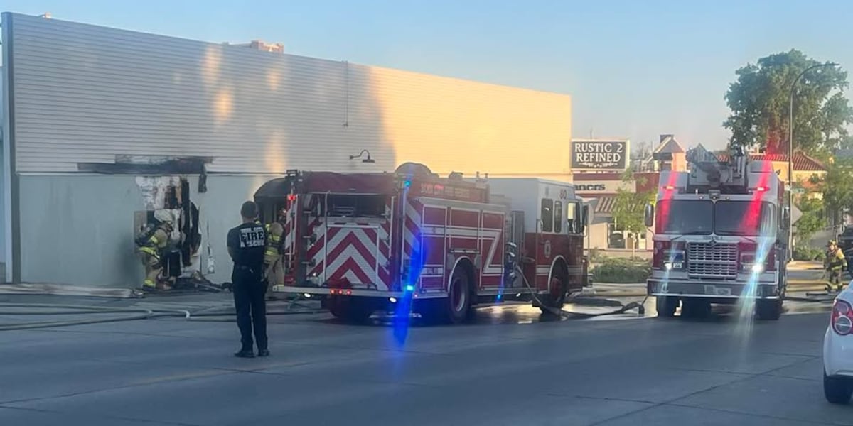 sioux-city-business-planter-fire-2511.jpeg