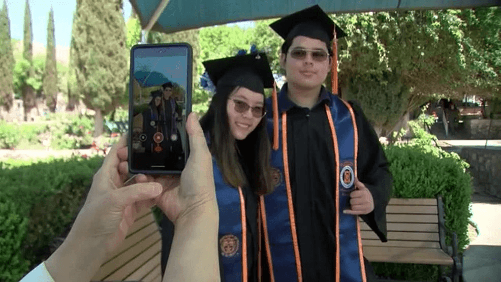 teen-sibling-prodigies-graduate-college-computer-s-3920.png